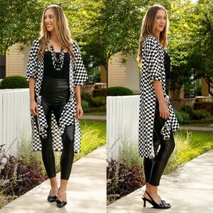 NWT! Boutique Checkered Print Duster Style Kimono! So cute! 💕
